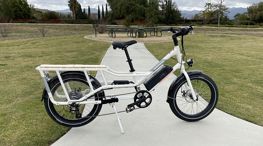 Radwagon electric cargo outlet bike