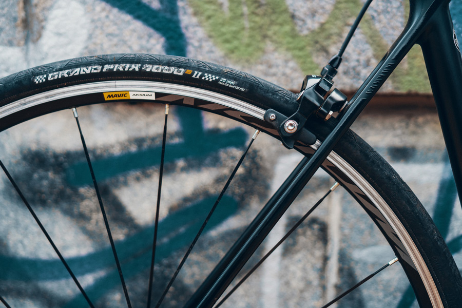 Tubular discount tubeless clincher